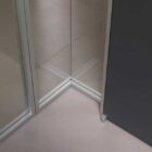 Particolare angolo e Stipite battente parete ufficio MITIKA