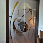 Porte vetro cristallo bronzo scorrevoli stipite legno decoro personalizzato kandinsky (8)-1000