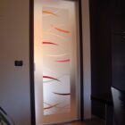 PORTA VETRO ALLUMINIO WENGE SCRIGNO MITIKA DECORO LINGUE